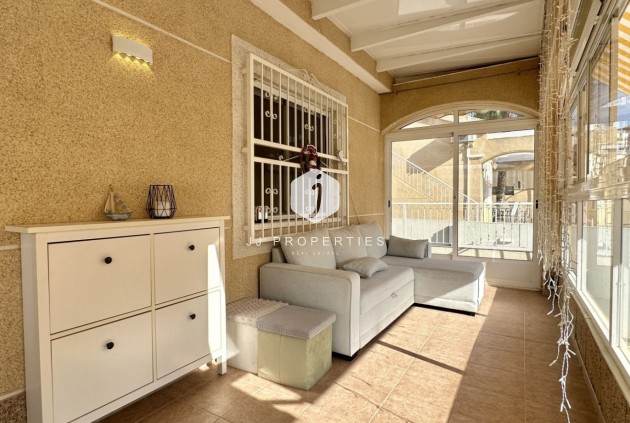 Aus zweiter Hand - Villa -
Orihuela Costa - Costa Blanca