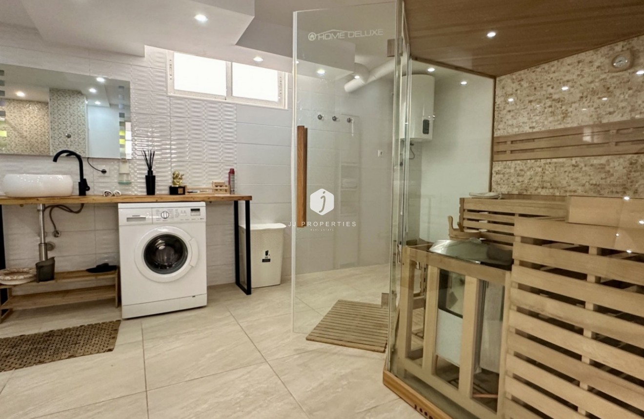 Aus zweiter Hand - Villa -
Orihuela Costa - Costa Blanca