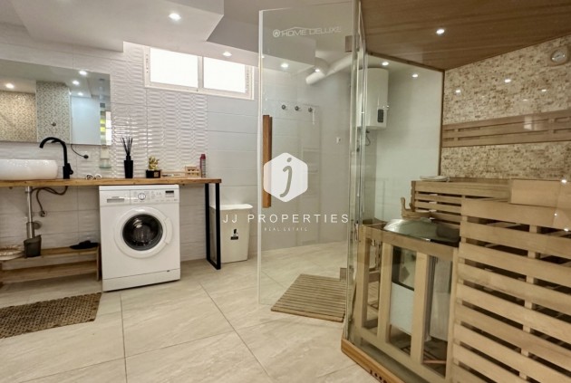 Aus zweiter Hand - Villa -
Orihuela Costa - Costa Blanca