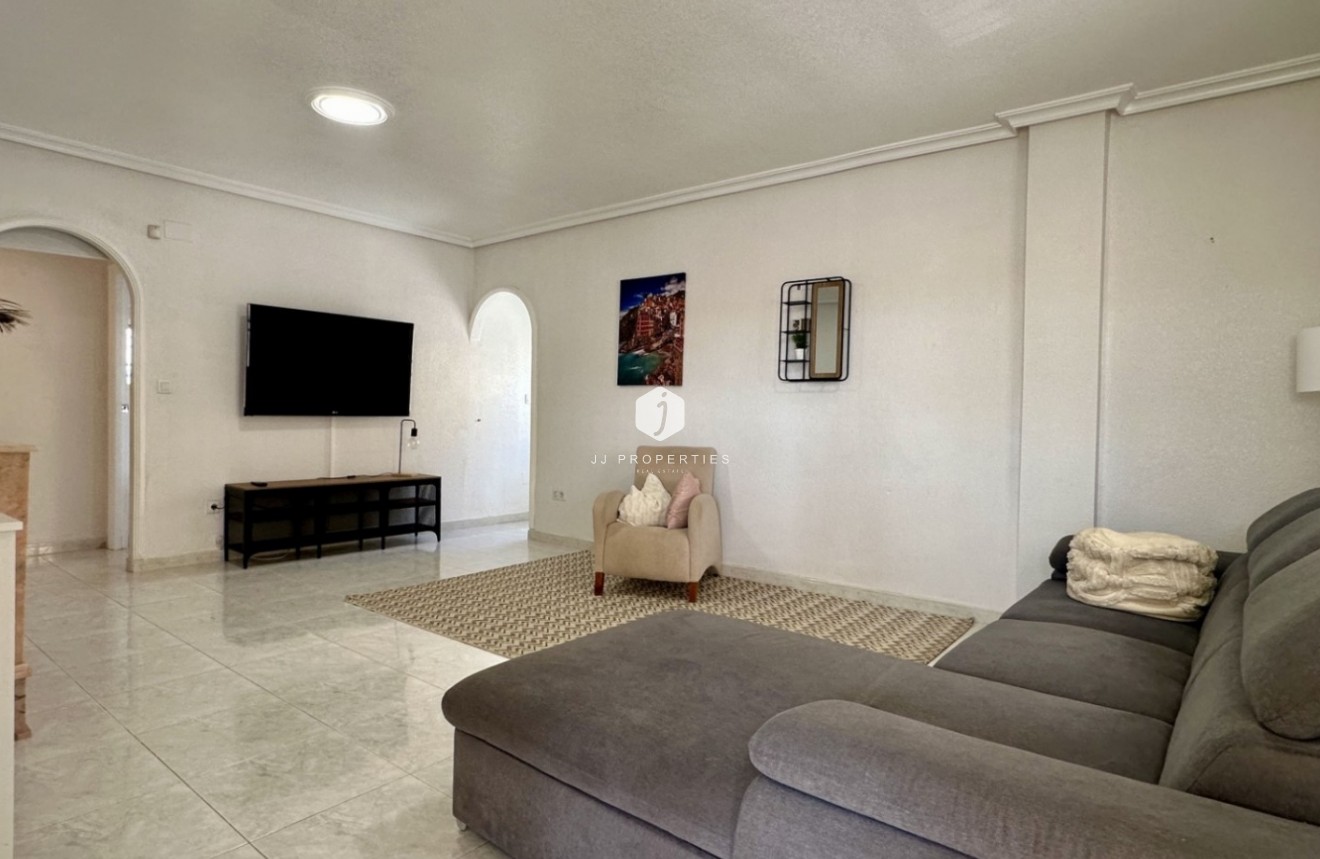 Aus zweiter Hand - Villa -
Orihuela Costa - Costa Blanca