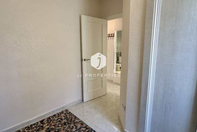 Aus zweiter Hand - Villa -
Orihuela Costa - Costa Blanca