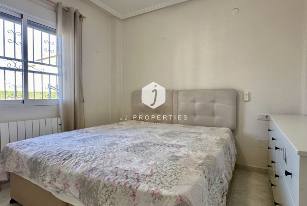 Aus zweiter Hand - Villa -
Orihuela Costa - Costa Blanca