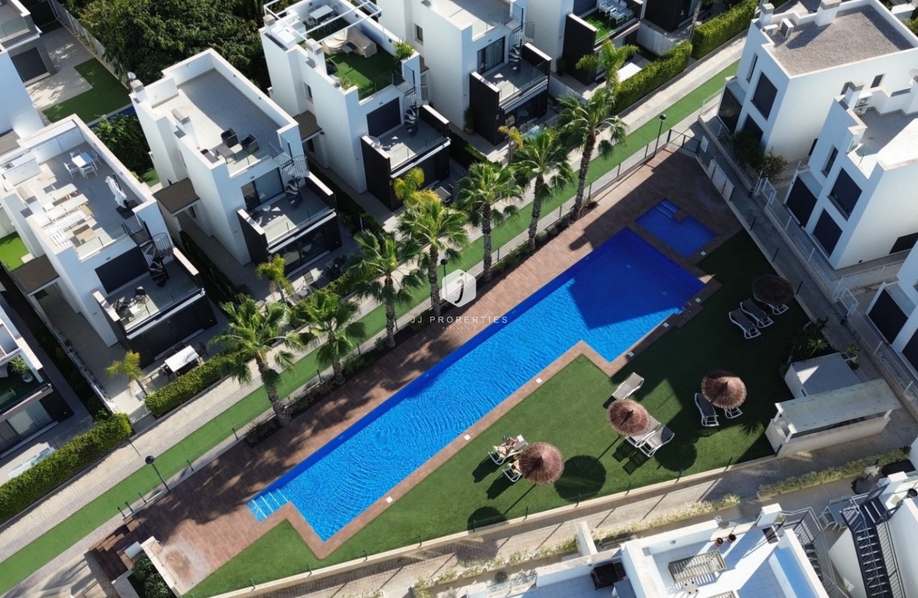 Aus zweiter Hand - Wohnung -
Orihuela Costa - Costa Blanca