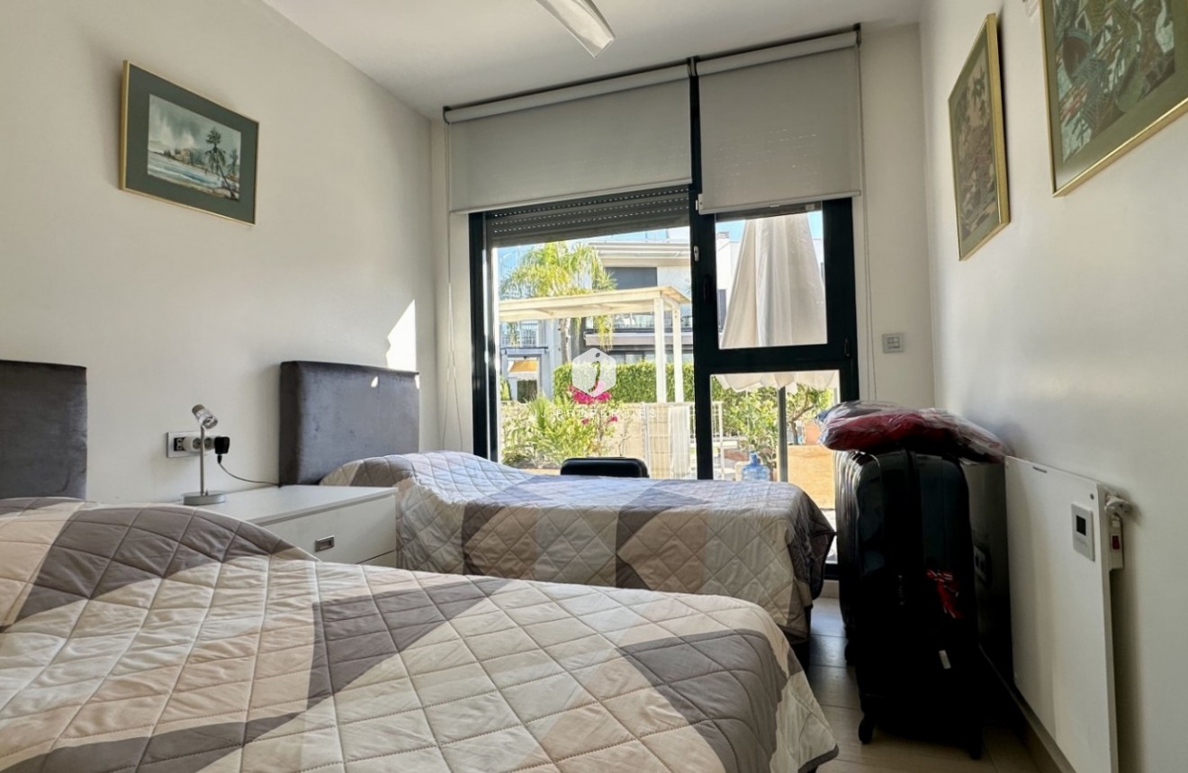 Aus zweiter Hand - Wohnung -
Orihuela Costa - Costa Blanca