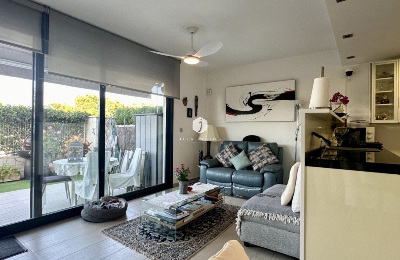 Aus zweiter Hand - Wohnung -
Orihuela Costa - Costa Blanca