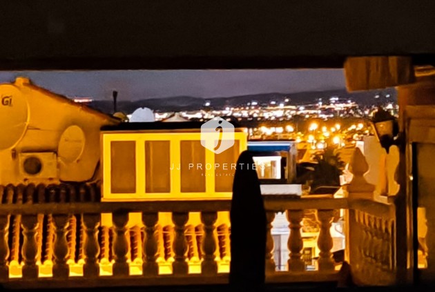 Resale - Chalet -
El Chaparral - Inland