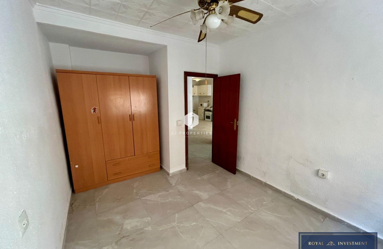 Aus zweiter Hand - Wohnung -
Torrevieja - Centro