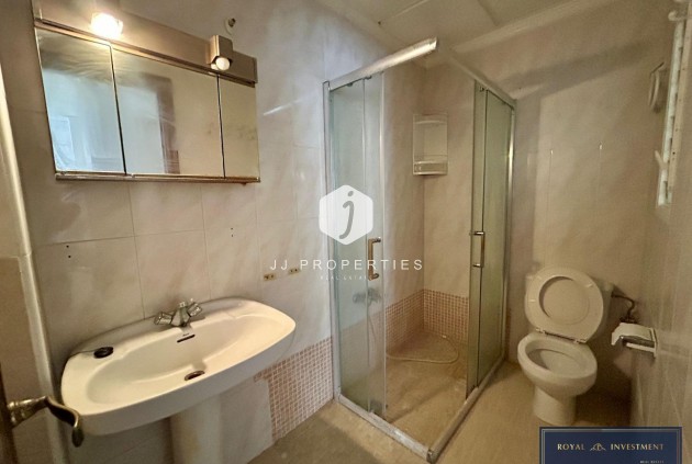 Aus zweiter Hand - Wohnung -
Torrevieja - Centro