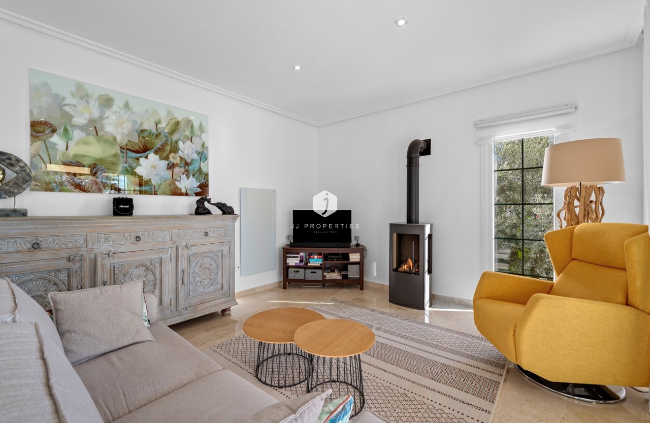 Aus zweiter Hand - Villa -
Orihuela Costa - Costa Blanca