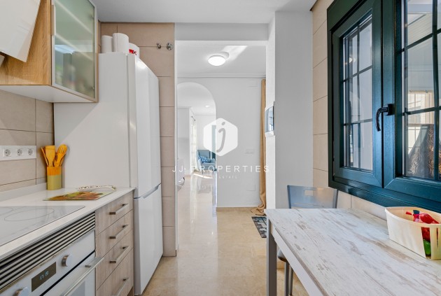 Aus zweiter Hand - Villa -
Orihuela Costa - Costa Blanca