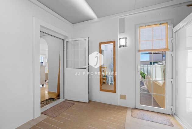 Aus zweiter Hand - Villa -
Orihuela Costa - Costa Blanca