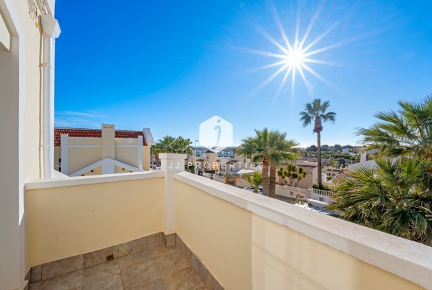 Aus zweiter Hand - Villa -
Orihuela Costa - Costa Blanca