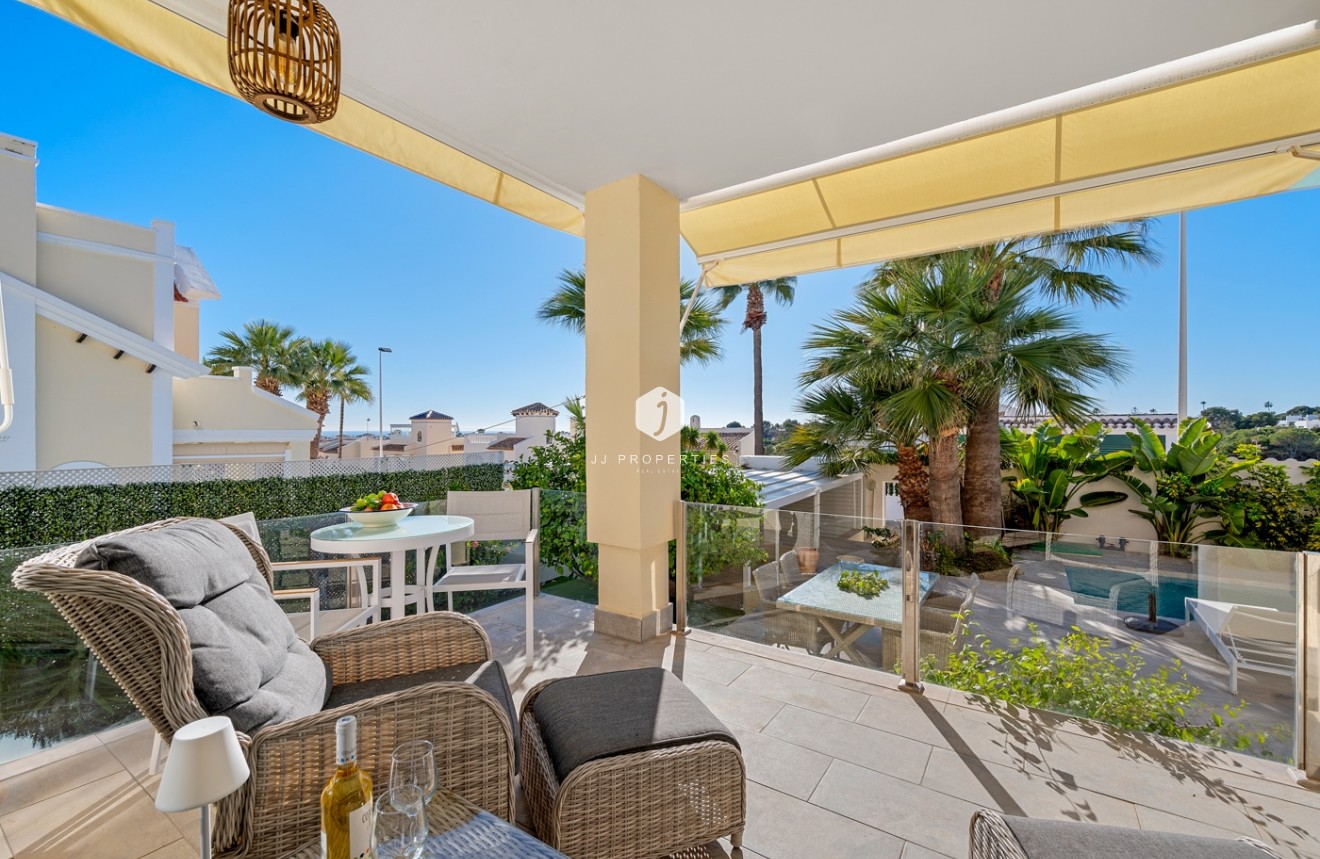 Aus zweiter Hand - Villa -
Orihuela Costa - Costa Blanca