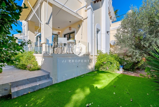 Aus zweiter Hand - Villa -
Orihuela Costa - Costa Blanca