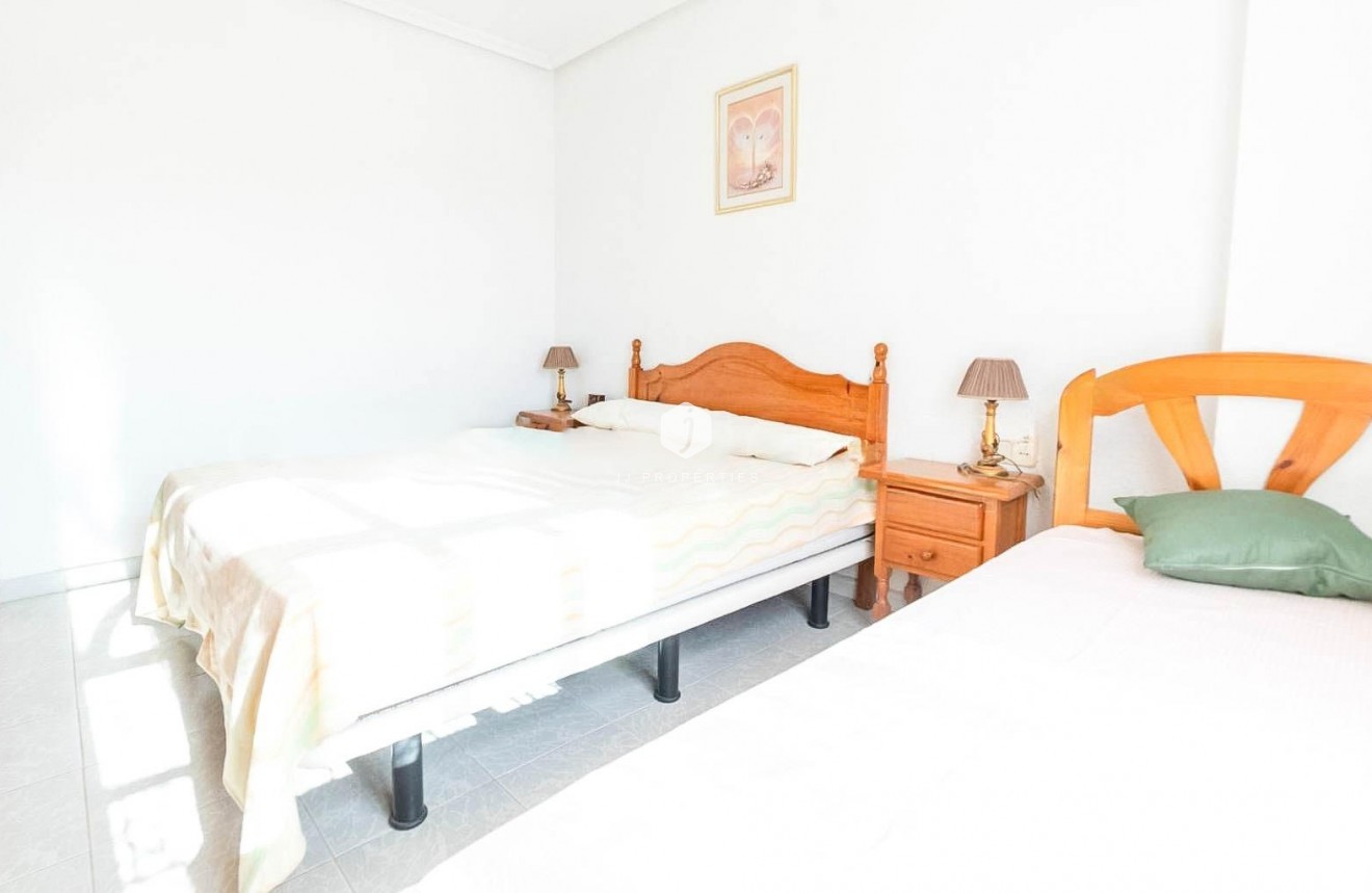 Aus zweiter Hand - Chalet -
Torrevieja - Playa del Cura