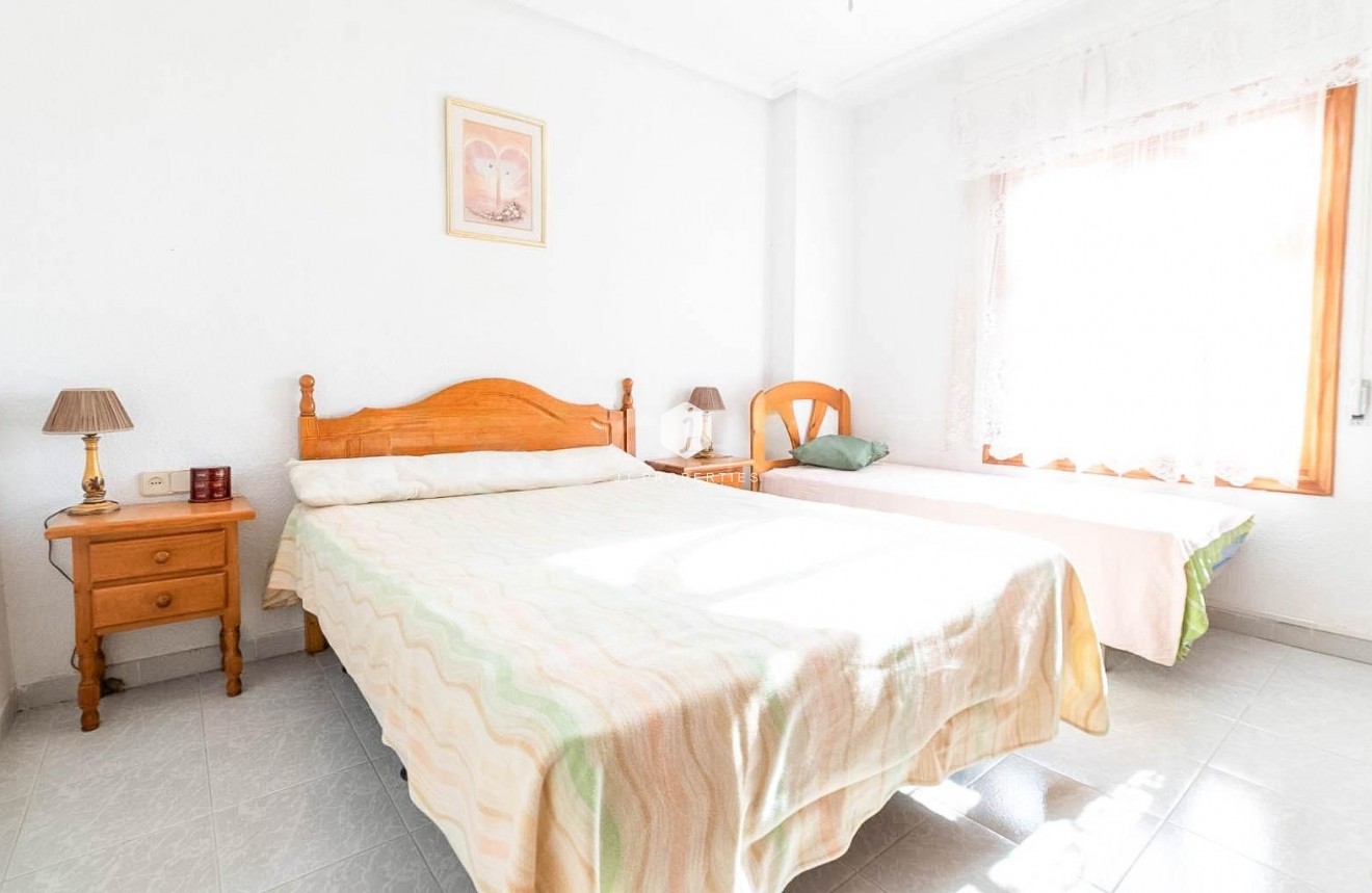 Aus zweiter Hand - Chalet -
Torrevieja - Playa del Cura