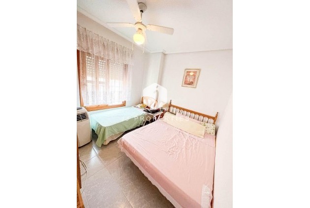 Aus zweiter Hand - Chalet -
Torrevieja - Playa del Cura