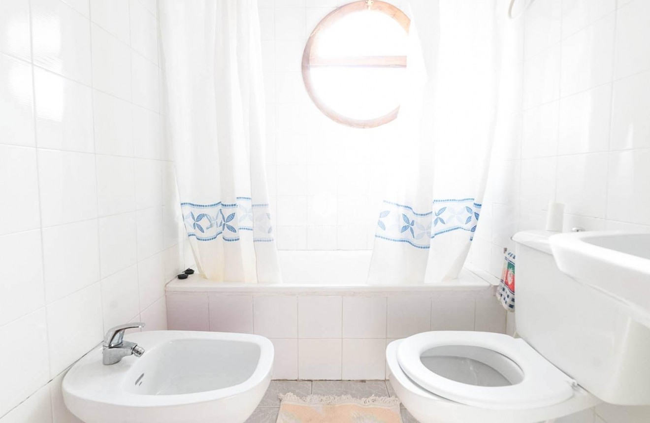 Aus zweiter Hand - Chalet -
Torrevieja - Playa del Cura