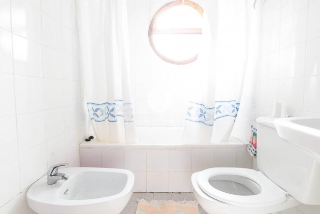 Aus zweiter Hand - Chalet -
Torrevieja - Playa del Cura