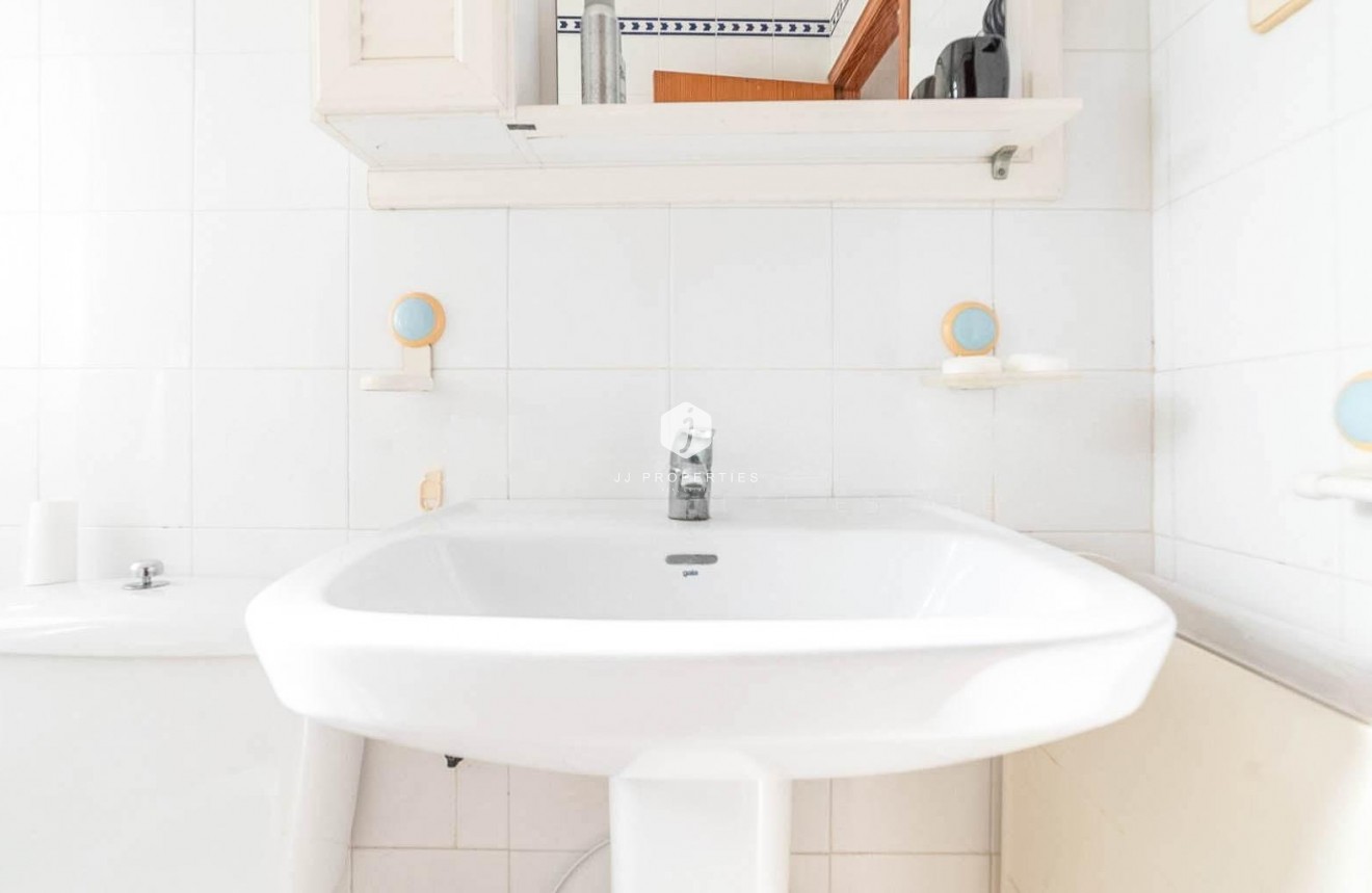 Aus zweiter Hand - Chalet -
Torrevieja - Playa del Cura