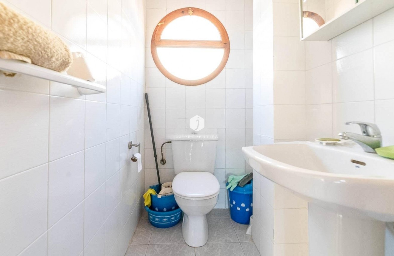 Aus zweiter Hand - Chalet -
Torrevieja - Playa del Cura