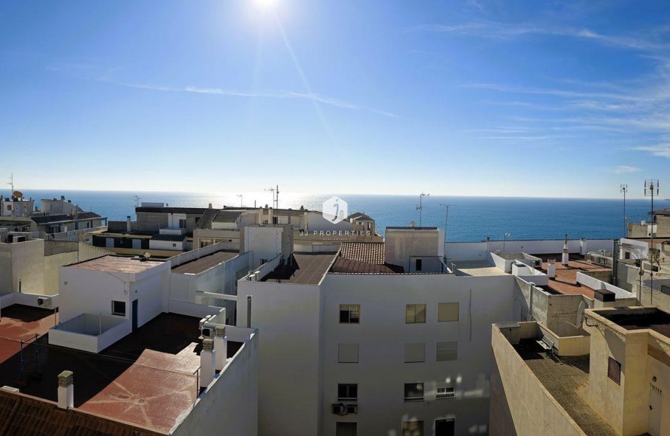 Resale - Penthouse -
Torrevieja - Playa del Cura