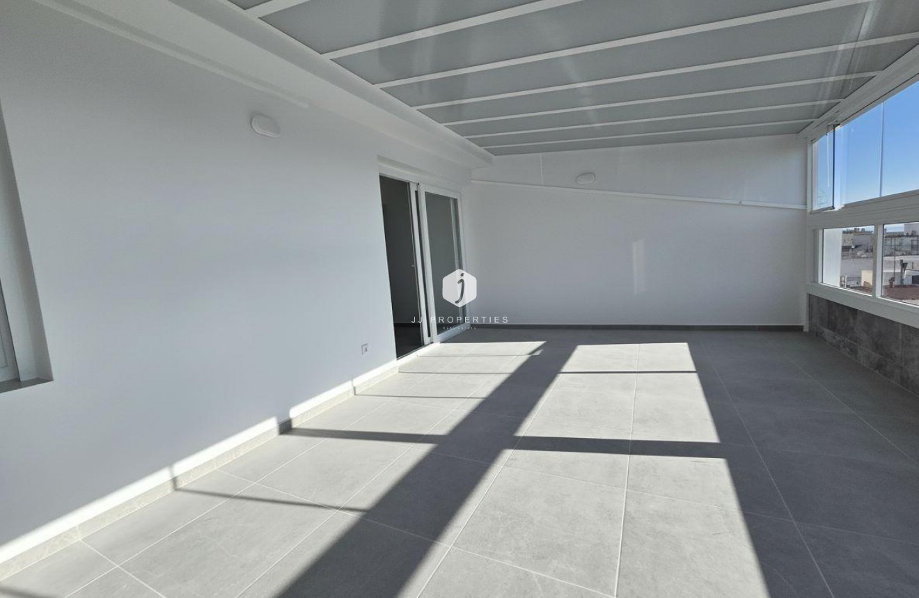 Resale - Penthouse -
Torrevieja - Playa del Cura