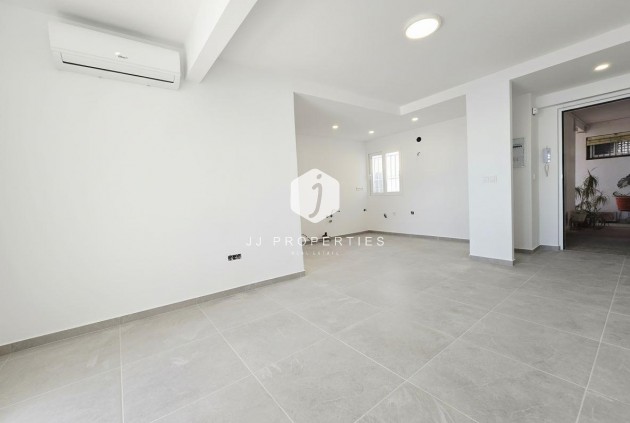 Resale - Penthouse -
Torrevieja - Playa del Cura