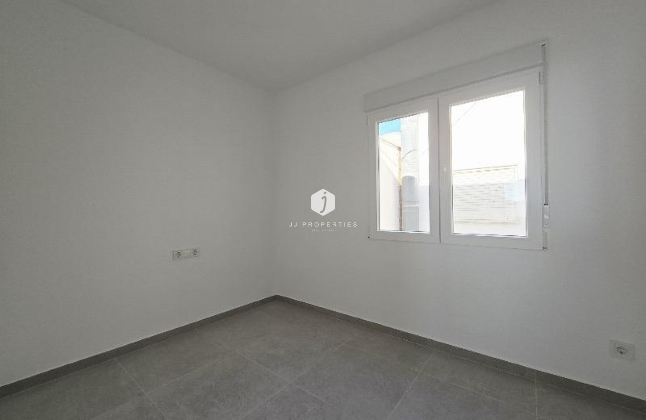 Resale - Penthouse -
Torrevieja - Playa del Cura