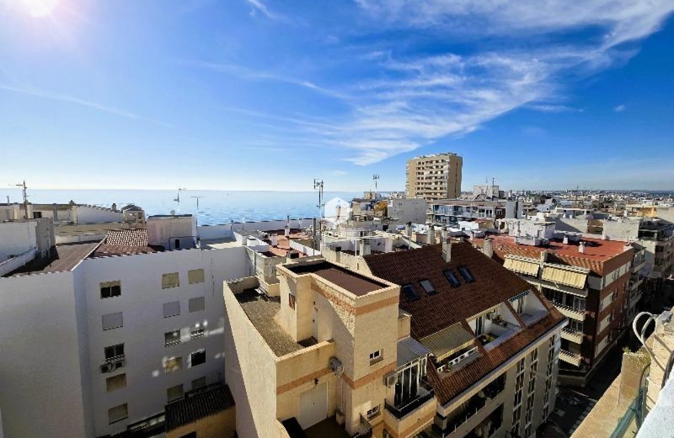 Resale - Penthouse -
Torrevieja - Playa del Cura