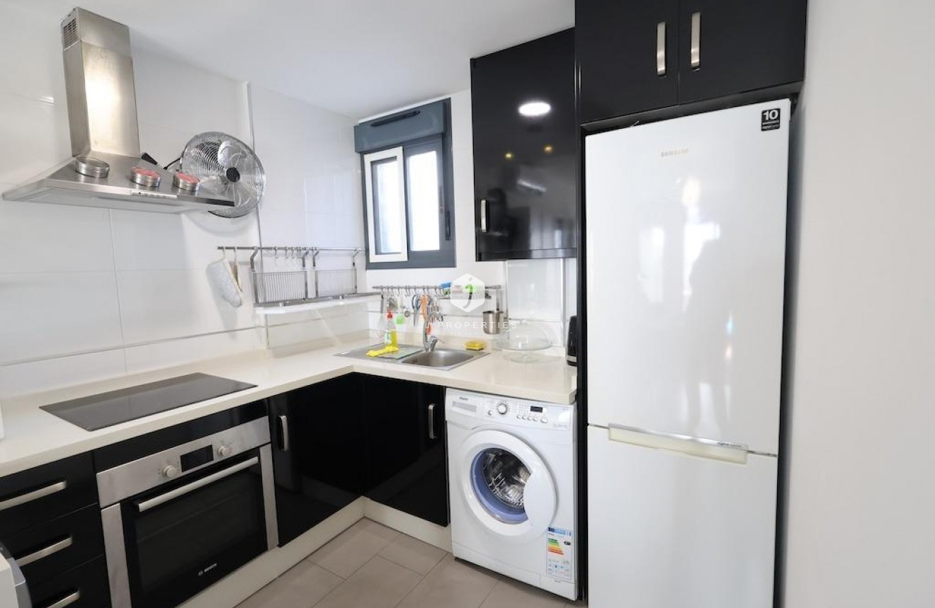 Resale - Bungalow -
Orihuela Costa - Costa Blanca