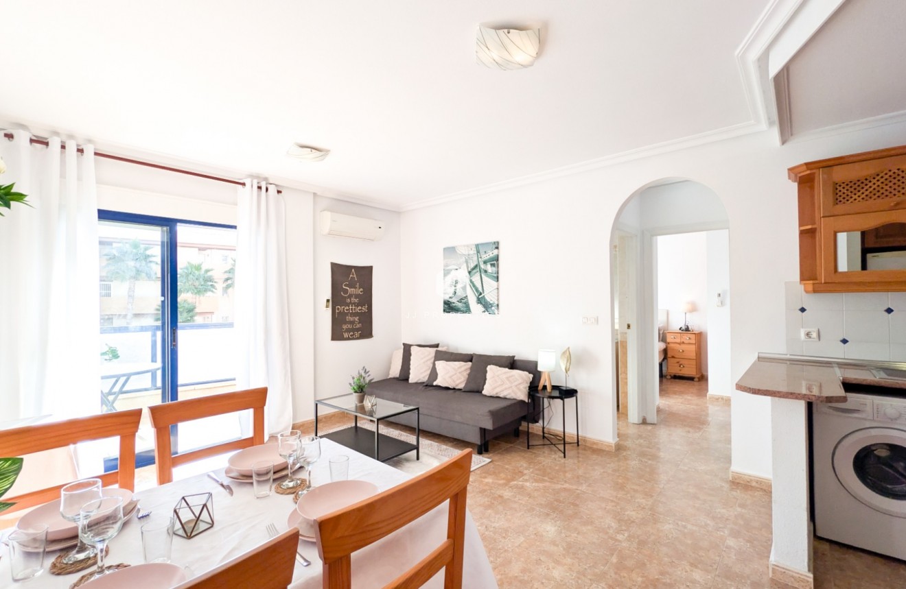 Aus zweiter Hand - Wohnung -
Orihuela Costa - Costa Blanca