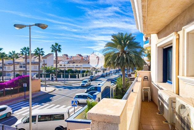 Aus zweiter Hand - Wohnung -
Orihuela Costa - Costa Blanca