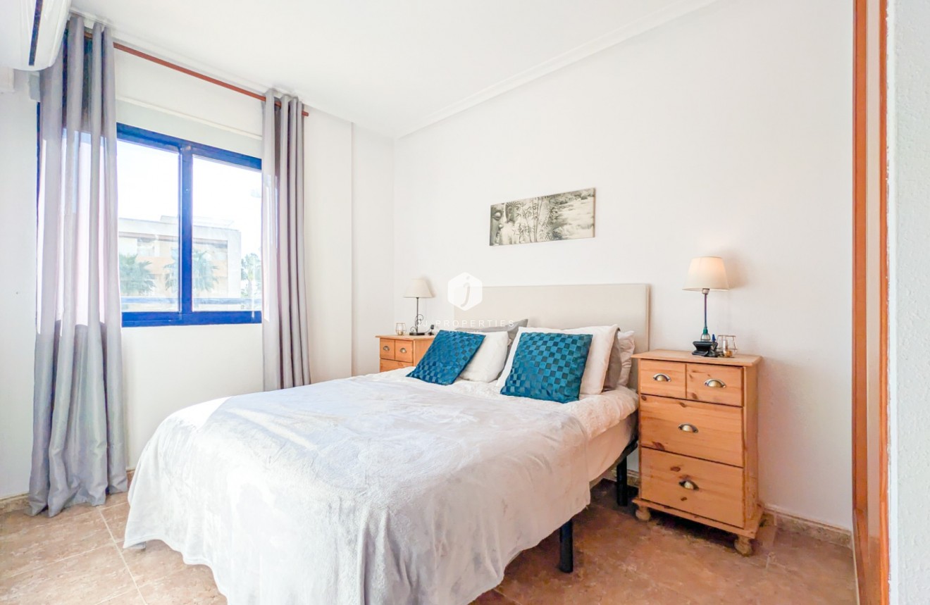 Aus zweiter Hand - Wohnung -
Orihuela Costa - Costa Blanca