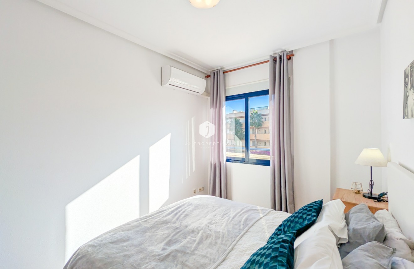 Aus zweiter Hand - Wohnung -
Orihuela Costa - Costa Blanca