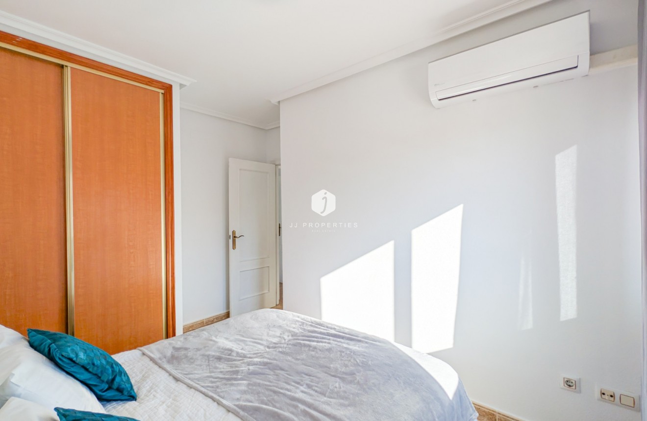 Aus zweiter Hand - Wohnung -
Orihuela Costa - Costa Blanca