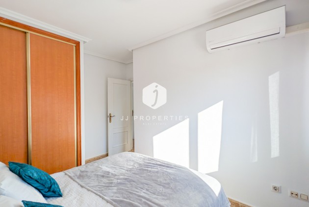 Aus zweiter Hand - Wohnung -
Orihuela Costa - Costa Blanca