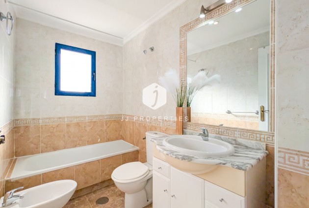 Aus zweiter Hand - Wohnung -
Orihuela Costa - Costa Blanca