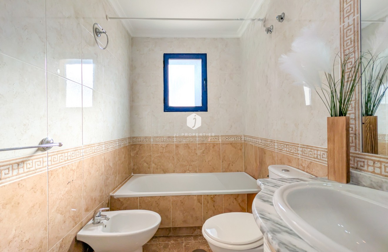 Aus zweiter Hand - Wohnung -
Orihuela Costa - Costa Blanca