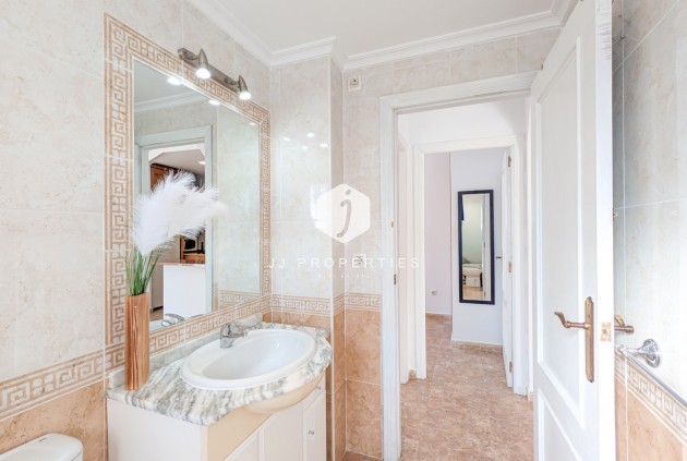 Aus zweiter Hand - Wohnung -
Orihuela Costa - Costa Blanca