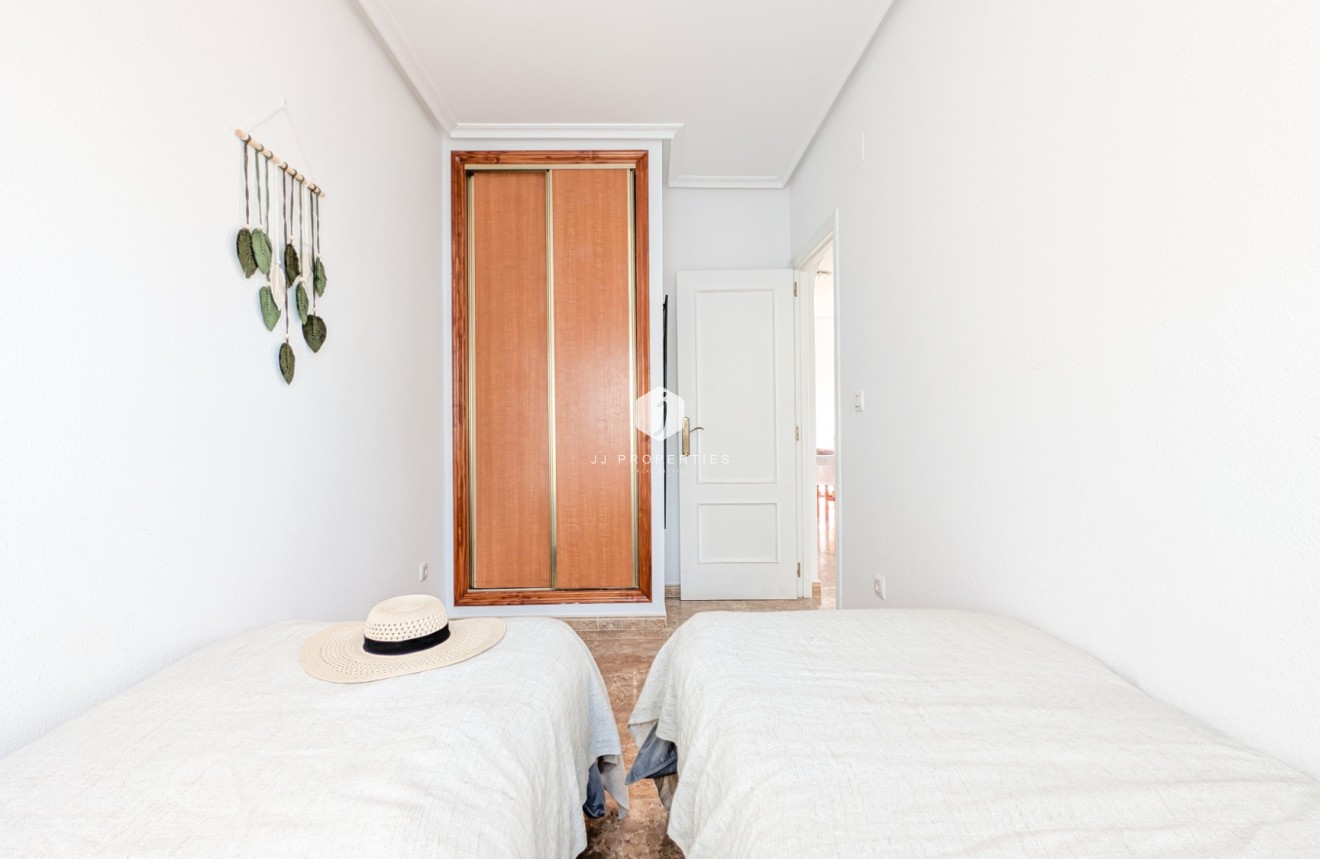 Aus zweiter Hand - Wohnung -
Orihuela Costa - Costa Blanca