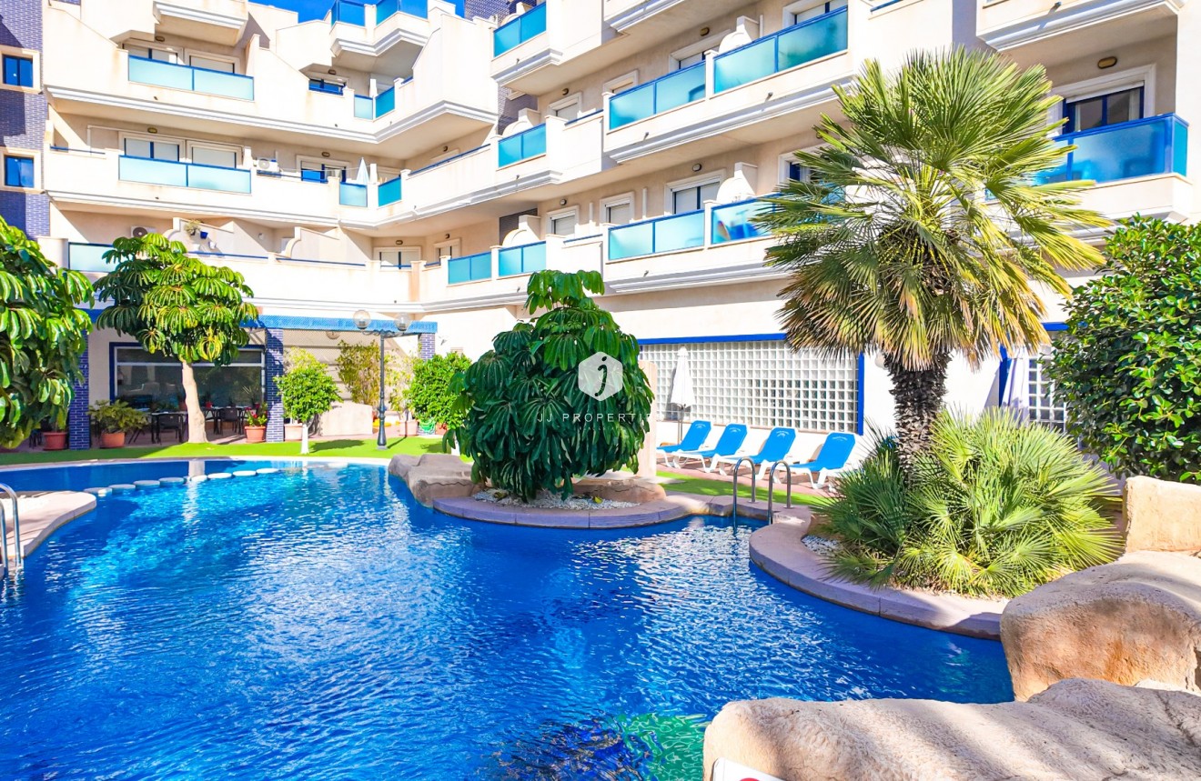 Aus zweiter Hand - Wohnung -
Orihuela Costa - Costa Blanca