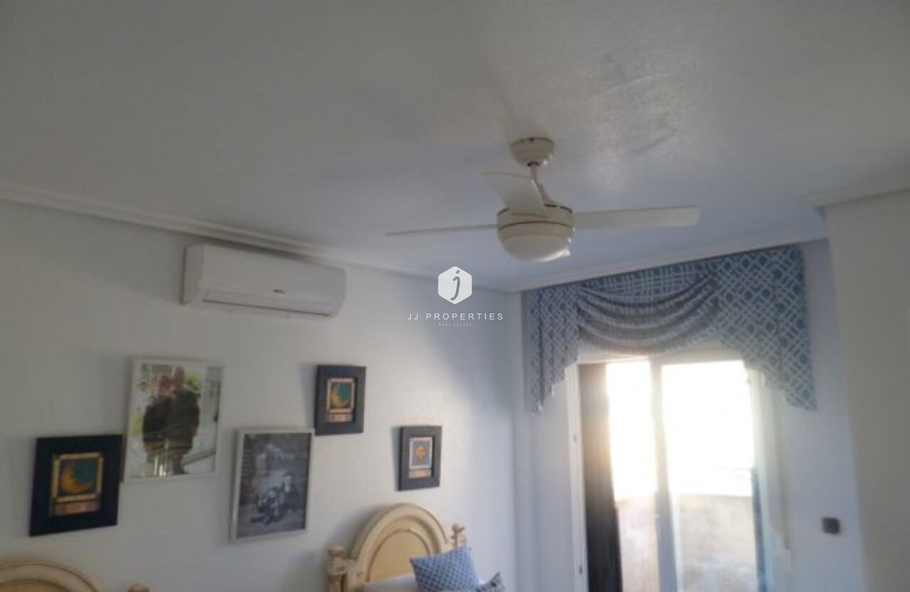 Resale - Villa -
Playa Flamenca - Costa Blanca