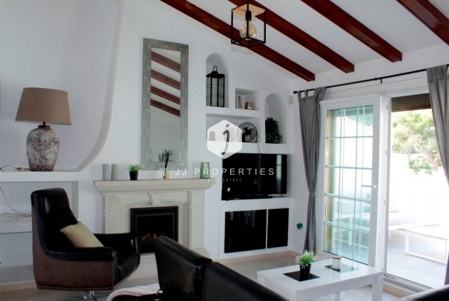 Aus zweiter Hand - Villa -
Orihuela Costa - Costa Blanca