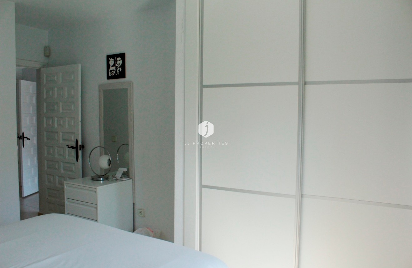 Aus zweiter Hand - Villa -
Orihuela Costa - Costa Blanca