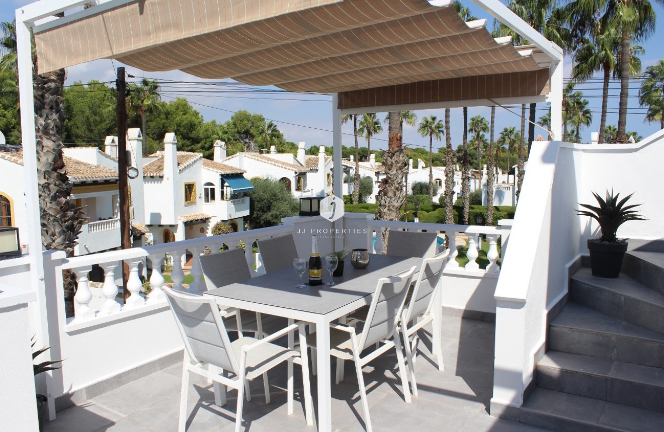 Aus zweiter Hand - Villa -
Orihuela Costa - Costa Blanca