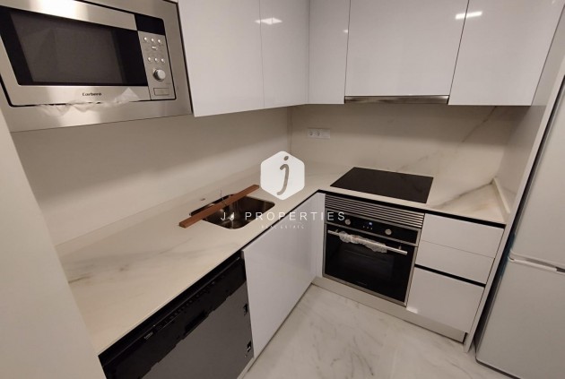 Tweedehands - Chalet -
Torrevieja - aguas nuevas