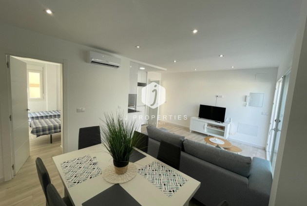 Aus zweiter Hand - Bungalow -
Orihuela Costa - La Regia