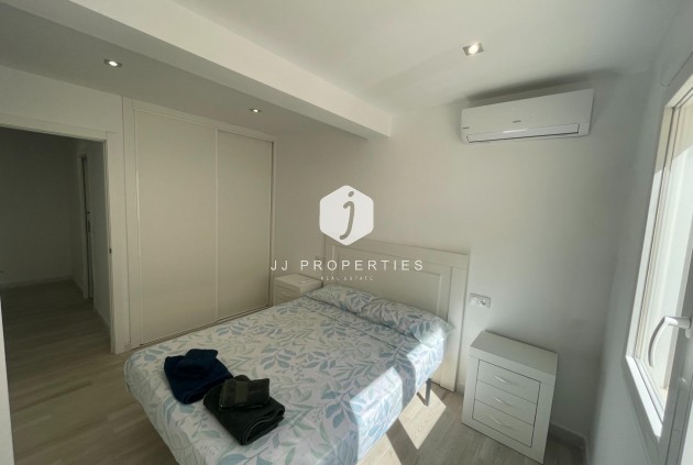 Aus zweiter Hand - Bungalow -
Orihuela Costa - La Regia