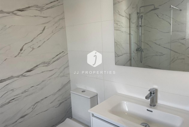 Aus zweiter Hand - Bungalow -
Orihuela Costa - La Regia